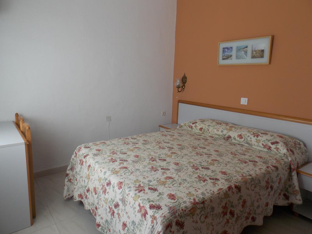 Pension La Palma Эль-Пуэрто-де-Санта-Мария Экстерьер фото